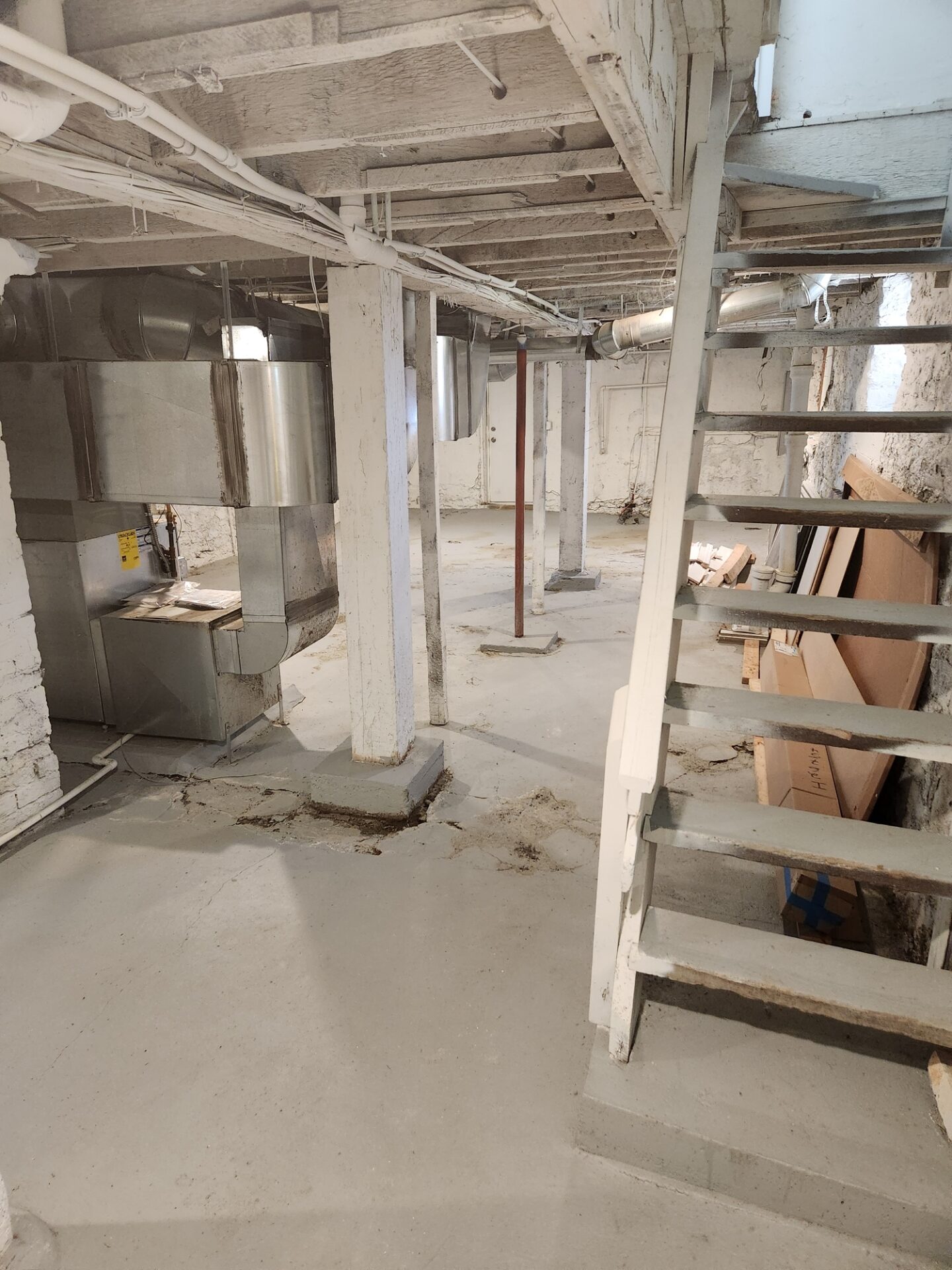 2462 basement
